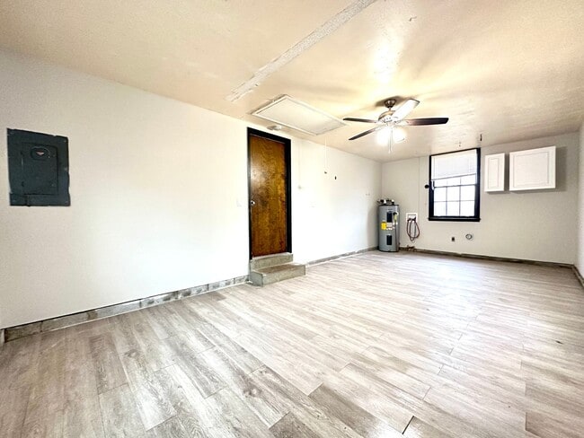 Building Photo - 28 Leonard Dr