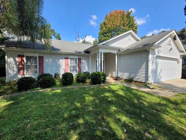 Building Photo - 8 Drakestone Ct