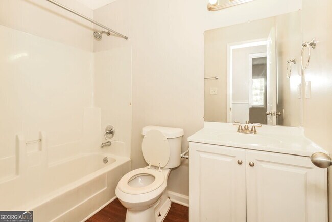 Building Photo - 5224 Brough Ln