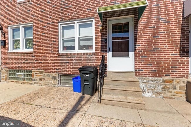 Building Photo - 3048 Miller St