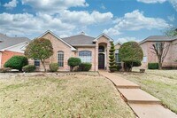 Building Photo - 8708 Moraine Dr