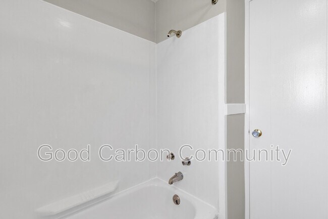 Building Photo - 311 Beattie Ave