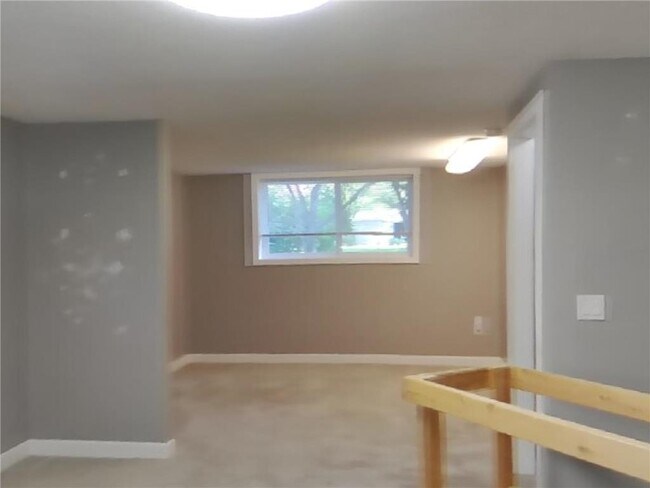 Building Photo - 3820 Union Terrace Ln N