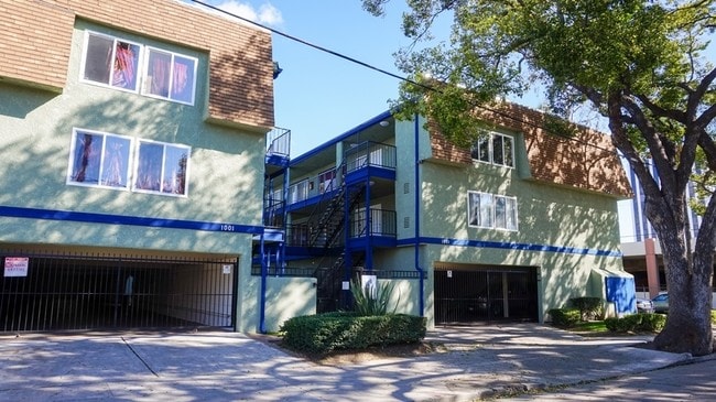 Primary Photo - Riverine Apartments