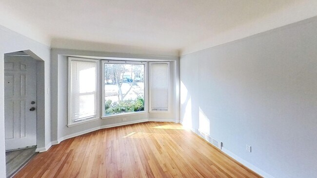 Building Photo - 11360 Mercedes