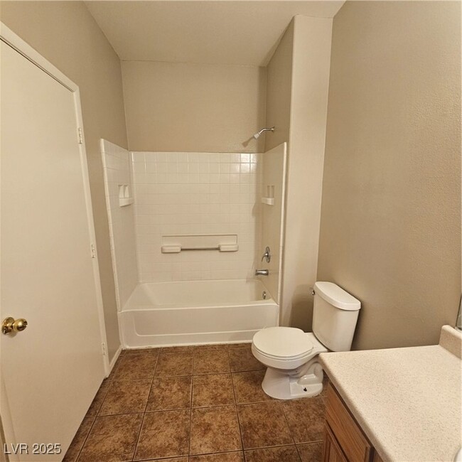 Building Photo - 9050 W Warm Springs Rd