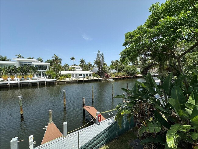 Building Photo - 90 Isle of Venice Dr