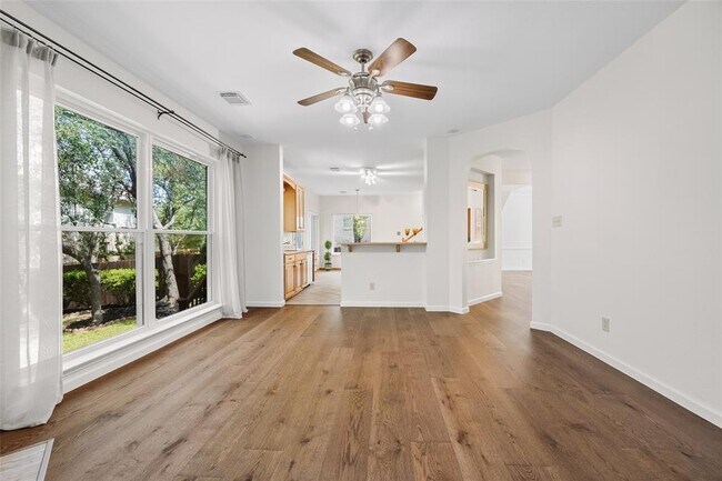 Building Photo - 4176 Canyon Glen Cir