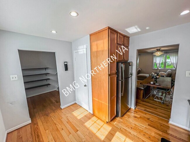 Building Photo - 7711 Trevino Ln
