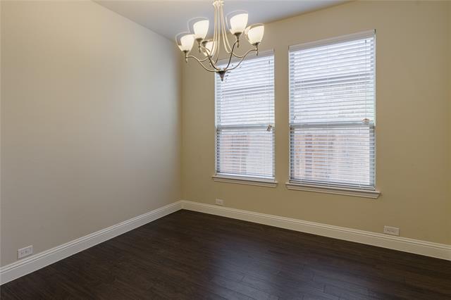 Building Photo - 1104 Hoyt Dr