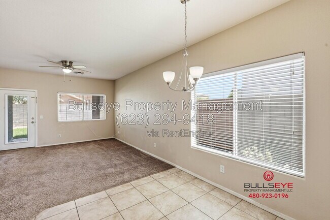 Building Photo - 3736 E Woodside Way