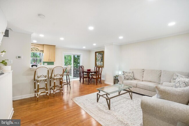 Building Photo - 12911 Walnut View Ct