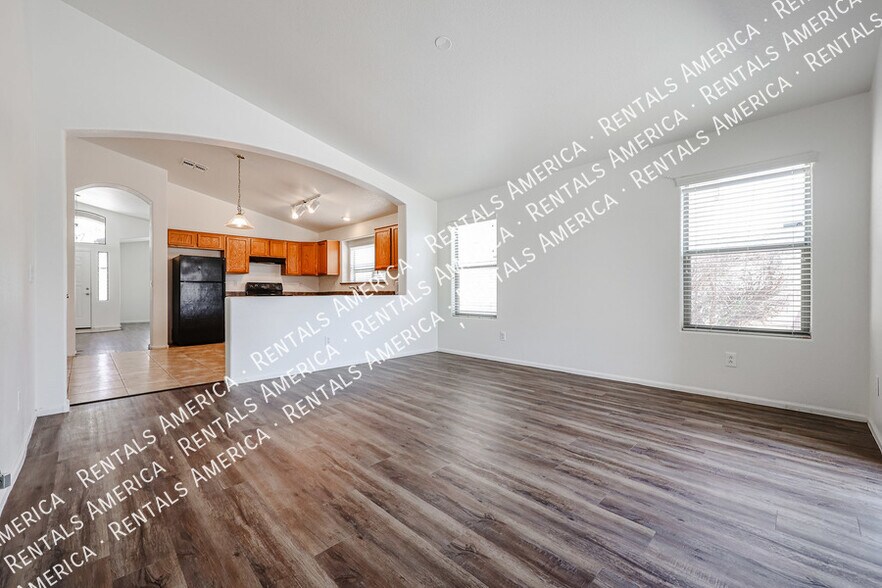 Building Photo - 2047 S 160th Ln