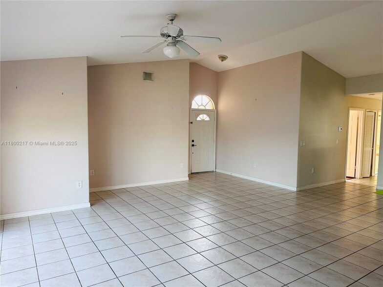 Building Photo - 491 NW 188th Terrace