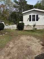 Building Photo - 9035 Teal Dr