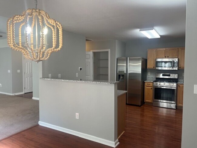 Building Photo - 8 Grosbeak Ln