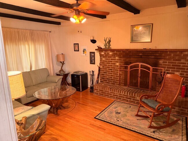 Building Photo - 5509 Whirlaway Rd