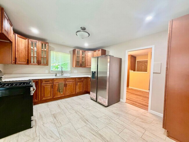 Building Photo - Fully Renovated 3-Bedroom Corner Home with Private Yard & 2-Car Garage