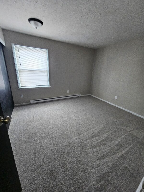 Building Photo - 1400 Yale Ave NW