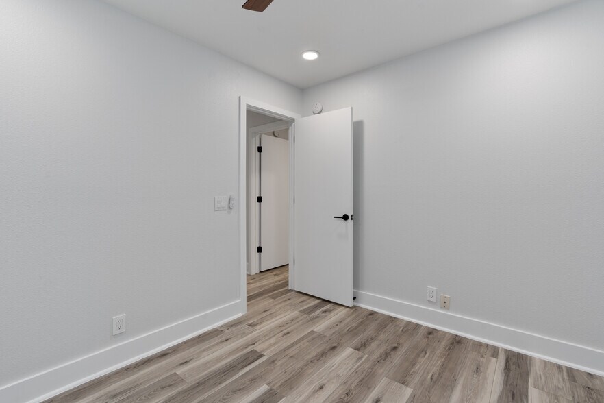 Building Photo - 16512 Trevin Cv