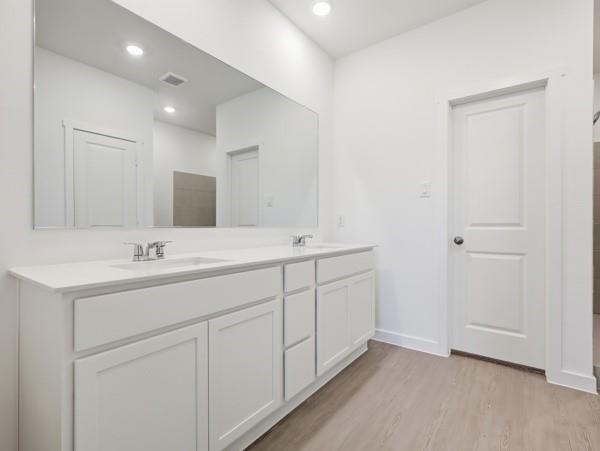 Building Photo - 7009 Camphor Ct