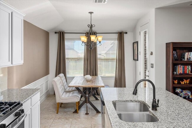 Building Photo - 5813 Casstello Dr