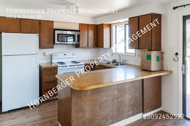 Building Photo - 4812 N Drury Rd