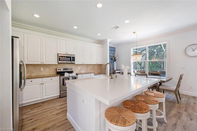 Building Photo - 1262 Barrigona Ct