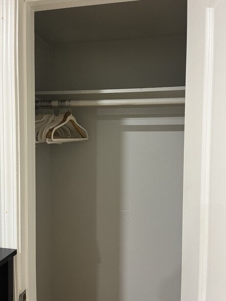 Building Photo - 761 Kennolia Dr SW