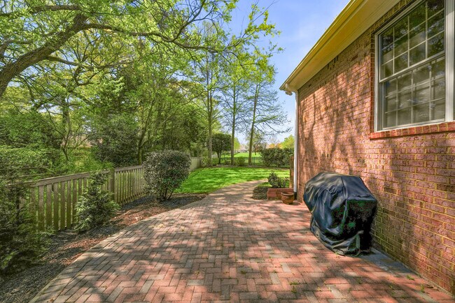 Building Photo - 4013 Lambs Creek Ct