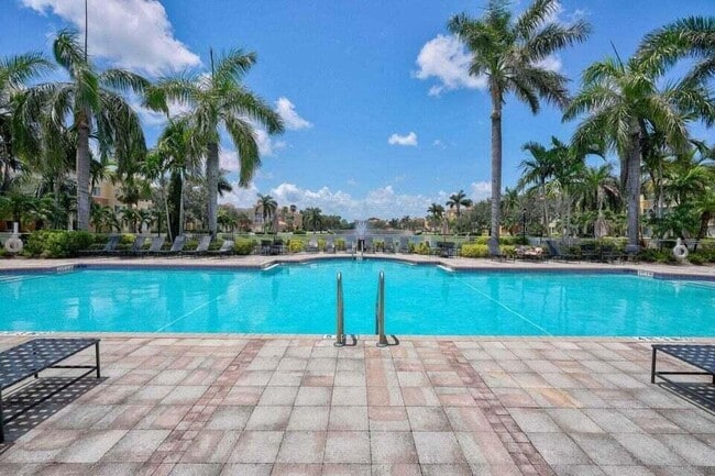 Building Photo - 11018 Legacy Dr