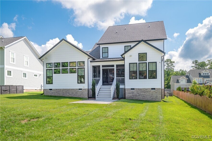 Building Photo - 3618 Graythorne Dr