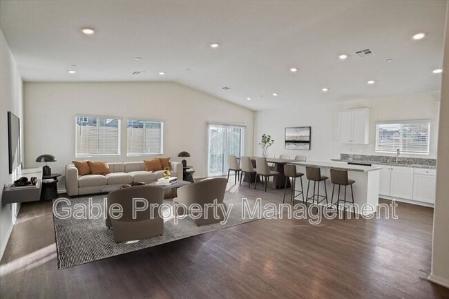 Building Photo - 4314 W Ave J 1