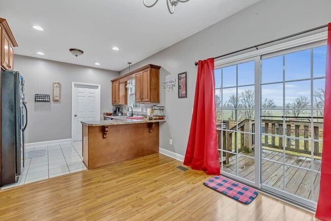 Building Photo - 6015 Hwy 76 E