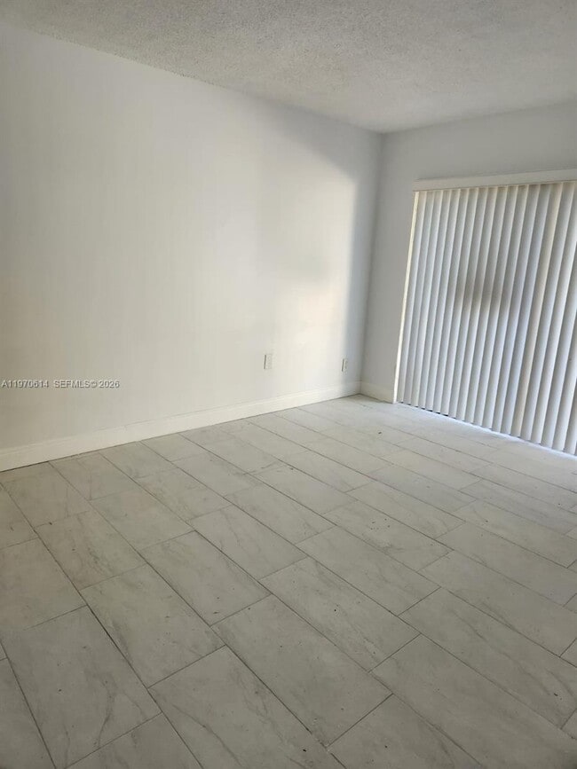 Building Photo - 3816 SW 68th Way