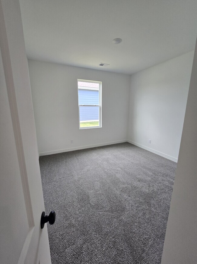 Building Photo - 12427 S Aspen Ln