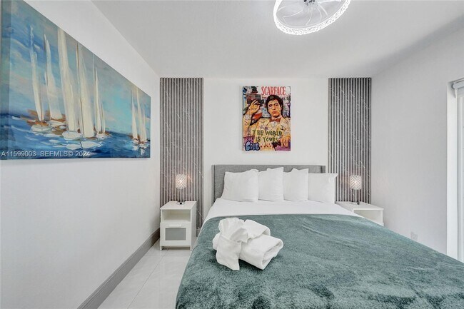 Building Photo - 218 SE 4th St