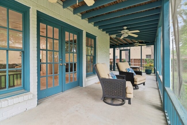 Building Photo - 8106 San Benito Way