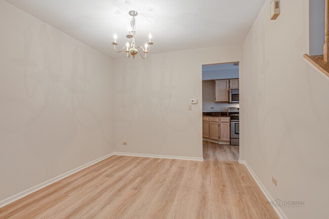 Building Photo - 1291 Orleans Dr