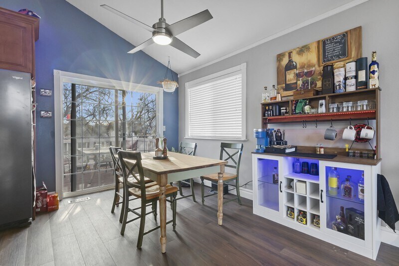Building Photo - 752 Raygene Way