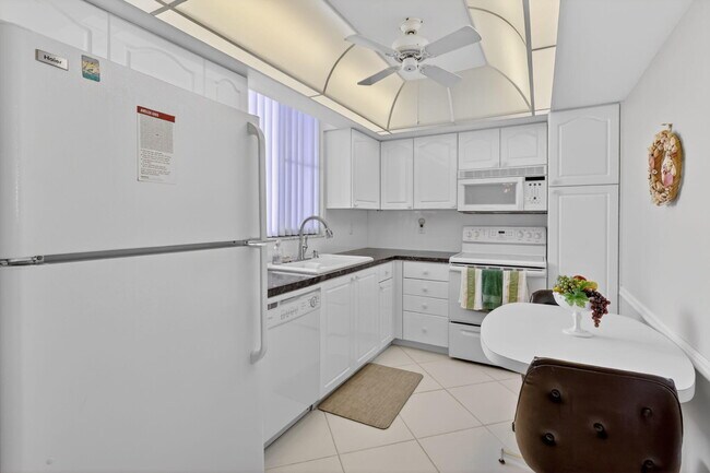 Building Photo - 3382 NE Causeway Blvd