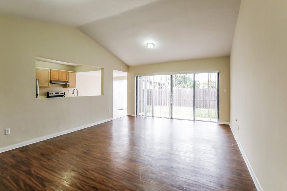 Building Photo - 11010 SW 123rd Ave