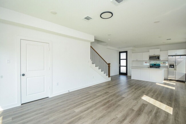 Building Photo - 4358 Clover St