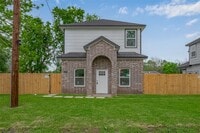Building Photo - 9005 Hilda St