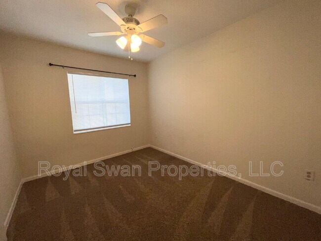 Building Photo - 1644 Tangerine St