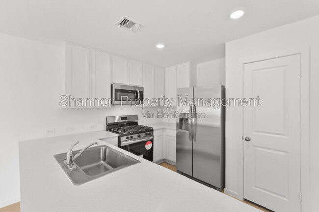 Building Photo - 12403 Wild Strawberry Rd