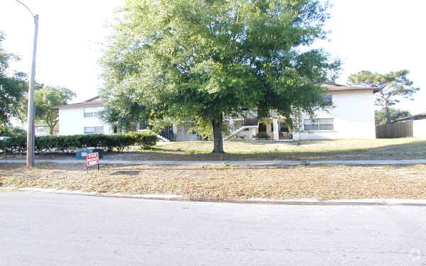 Primary Photo - Skycrest Green