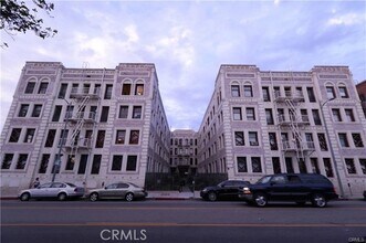 Building Photo - 2121 James M Wood Blvd