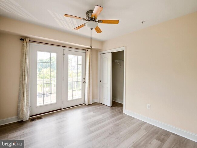 Building Photo - 304 Orchard Ridge Dr