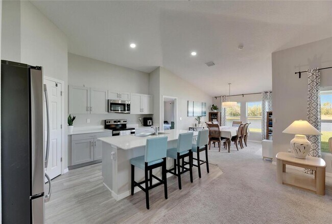 Building Photo - 12696 Tannencrest Dr